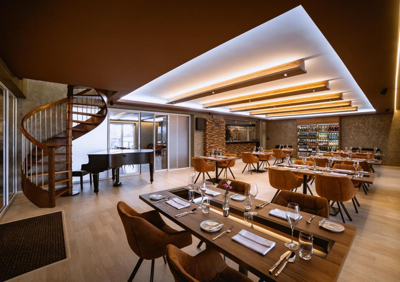 Elite Hotel Nová Dubnica Εξωτερικό φωτογραφία