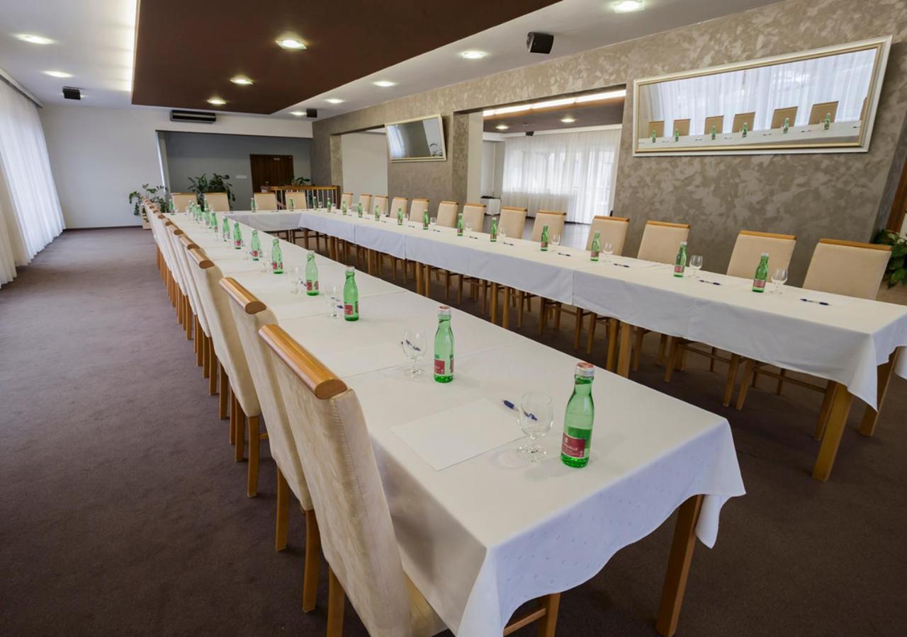 Elite Hotel Nová Dubnica Εξωτερικό φωτογραφία